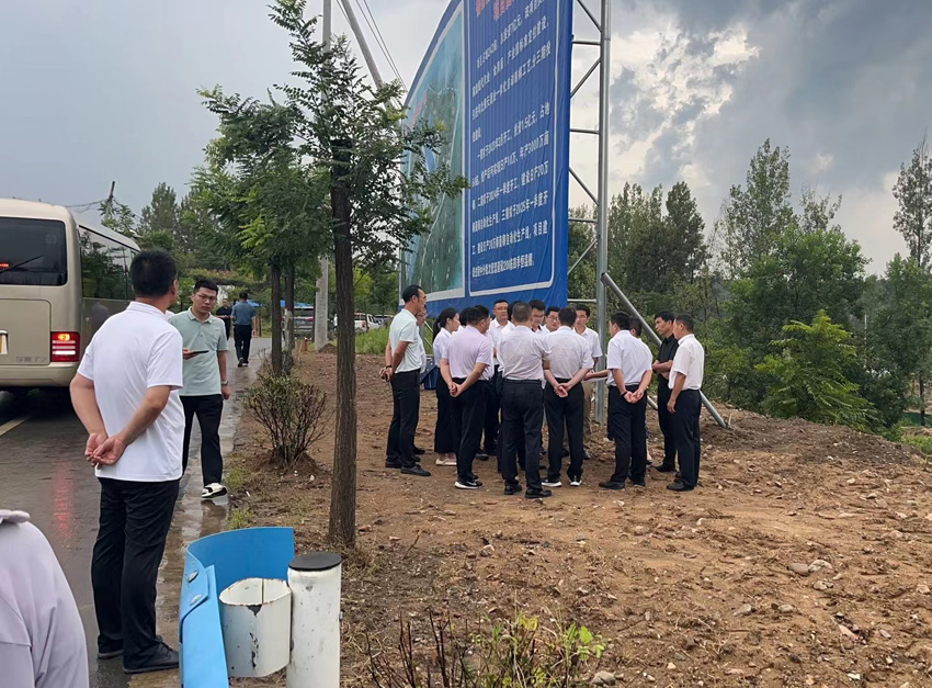 鲁山县食用菌现代产业园一期项目顺利通过竣工验收